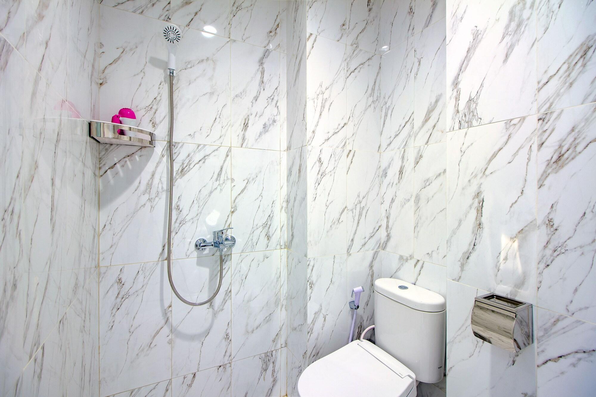 Super Oyo 13I9 88 Exclusive Guesthouse Kejayan Exteriör bild